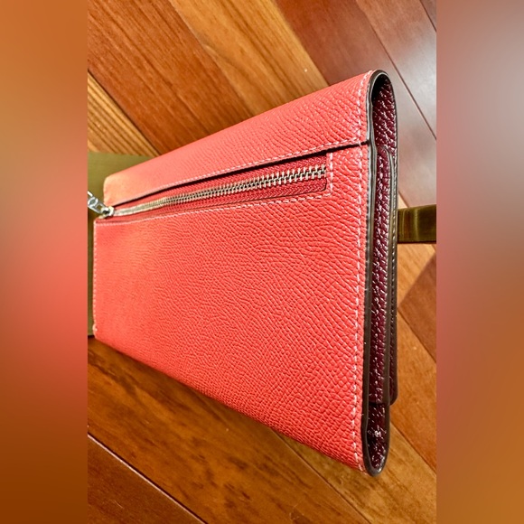 Coach Coral Leather Wallet EUC - Picture 9 of 9